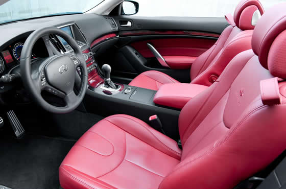 Infiniti G37 Convertible interior