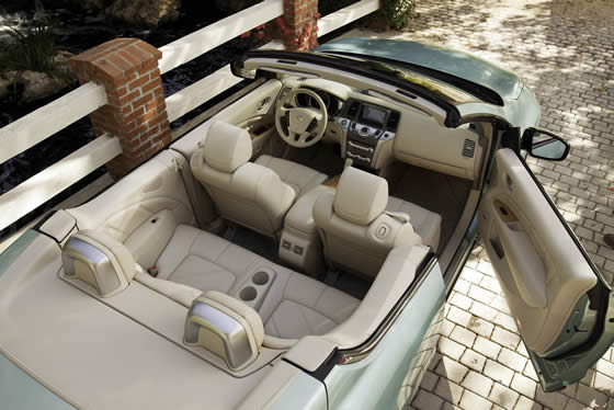 Nissan Murano CrossCabriolet interior