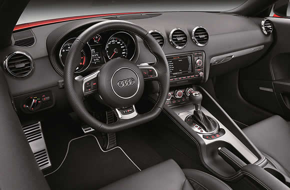Audi TT RS plus Roadster interior