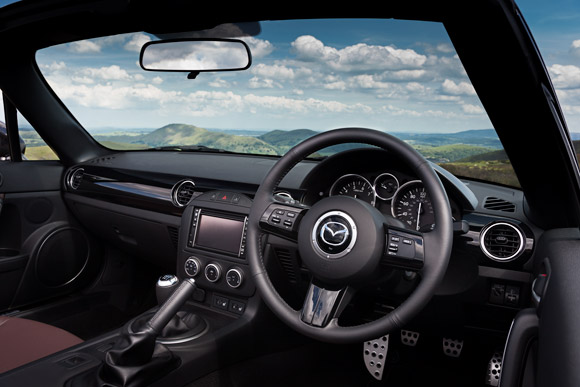 Mazda MX-5 Interior