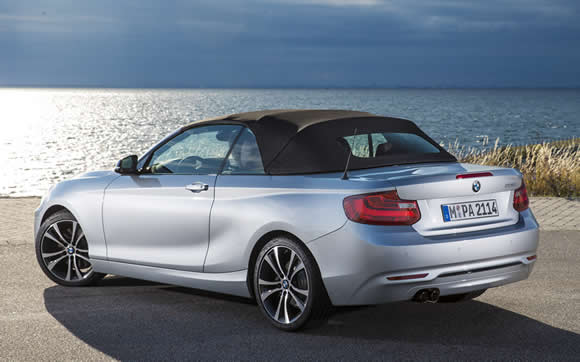 BMW 2-Series Convertible roof