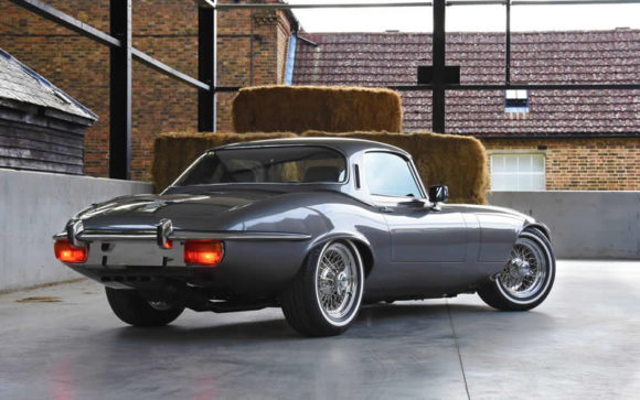 Jaguar E-type-Roadster