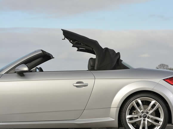 Audi TT Roadster 8S