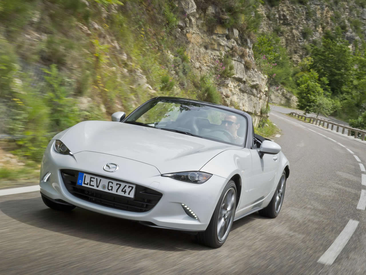 Mazda MX-5 Miata Roadster Buying Guide