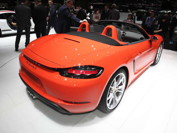 Porsche 718 Boxster